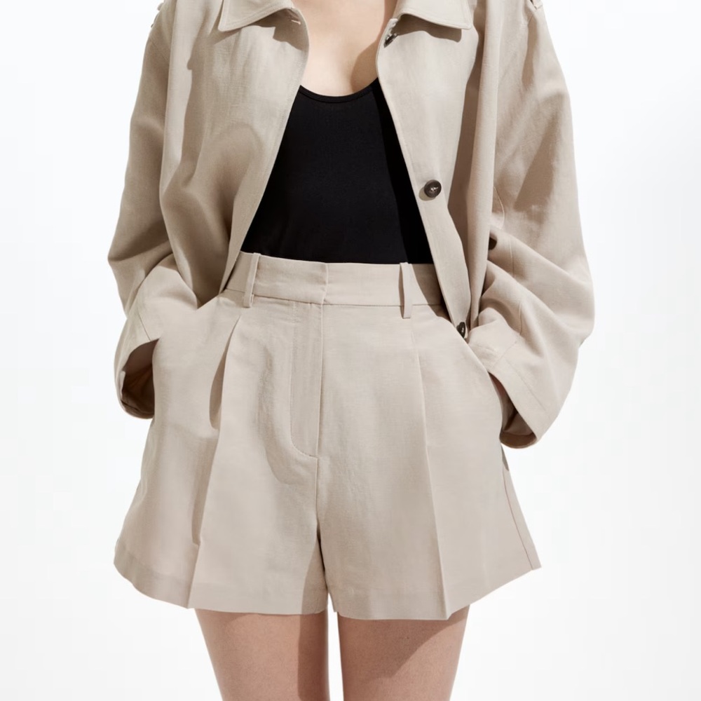 NWOT Linen Blend Dress Shorts